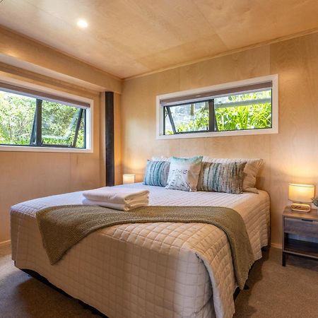 Church Bay Views - Stay Waiheke Oneroa Exterior photo