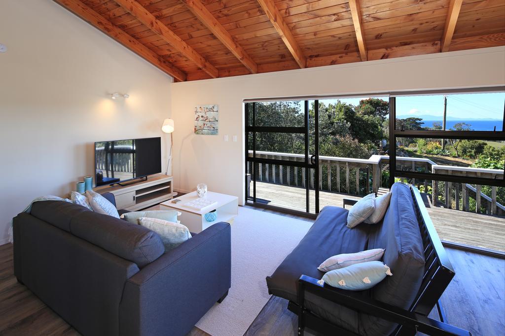 Church Bay Views - Stay Waiheke Oneroa Exterior photo